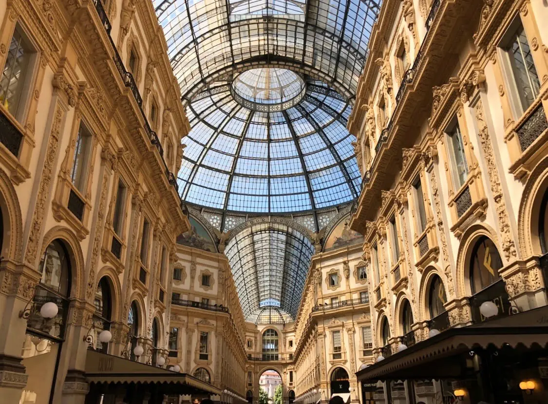 milan fashion tourist attractions